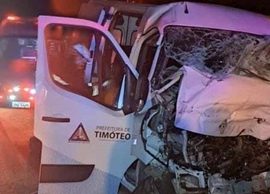 BR-381: motorista do ônibus da Gontijo buzinou antes da batida frontal com van