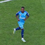 Inter entra na disputa com o Corinthians pelo zagueiro Robert Renan, do Zenit