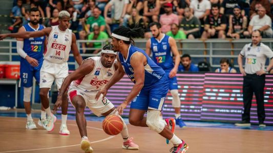 Franca está a uma vitória da final do NBB