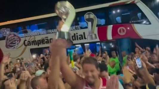 Franca foi recebido com festa da torcida na cidade