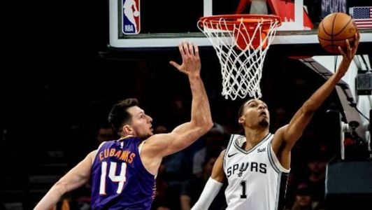 Francês foi destaque na vitória diante do Suns