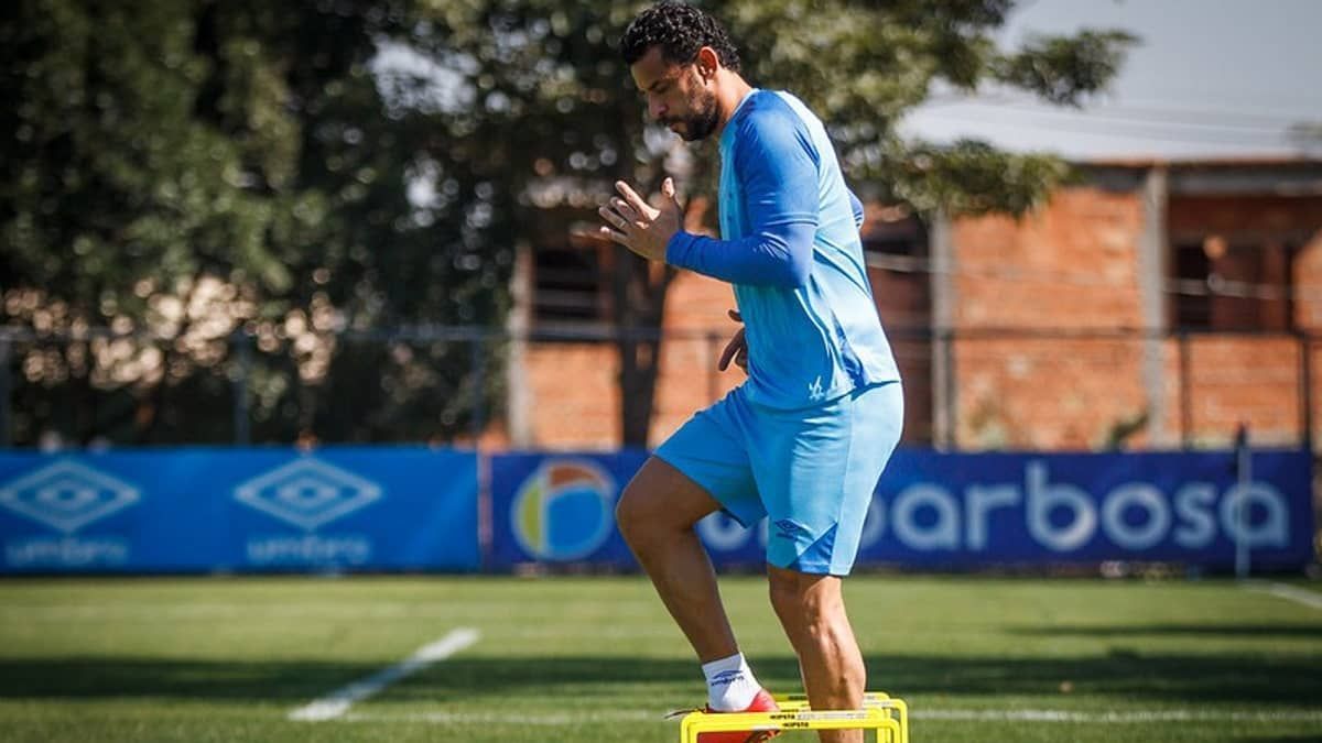 Fred x Cruzeiro: ex-jogador faz pedidos na Justiça sobre dívidas; entenda situação