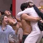 BBB 23: assista o momento em que Fred volta à casa após mais de 18 horas no Quarto Branco
