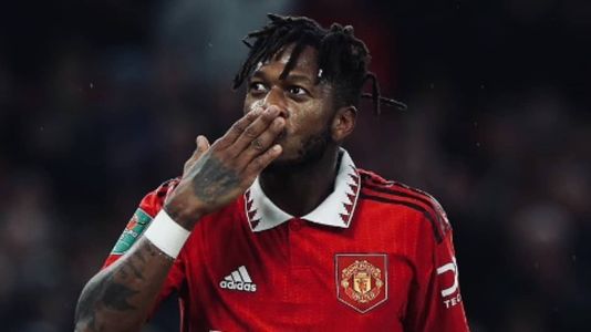 Fred, meio-campista brasileiro, marcou o segundo gol do United