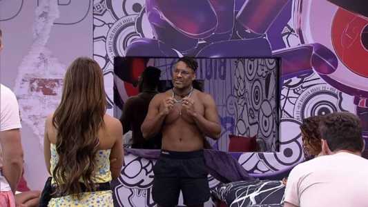 Fred Nicácio reúne brothers para falar sobre racismo religioso