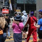 Sindicato dos atores dos EUA restringe o uso de IA em acordo após greve
