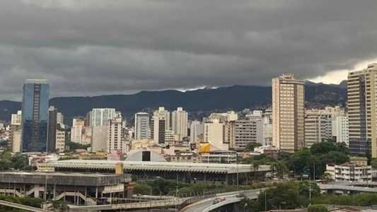 BH já registra chuva fraca em alguns pontos