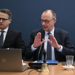 Merz diz que Ucrânia pode ter de ceder território em acordo de paz com a Rússia