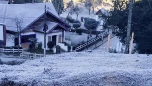 Frio é atrativo no distrito de Monte Verde, no Sul de Minas