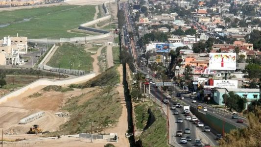 Fronteira entre Estados Unidos e México