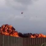Vídeo: avião da esquadrilha da fumaça cai e mata menina de cinco anos na Itália
