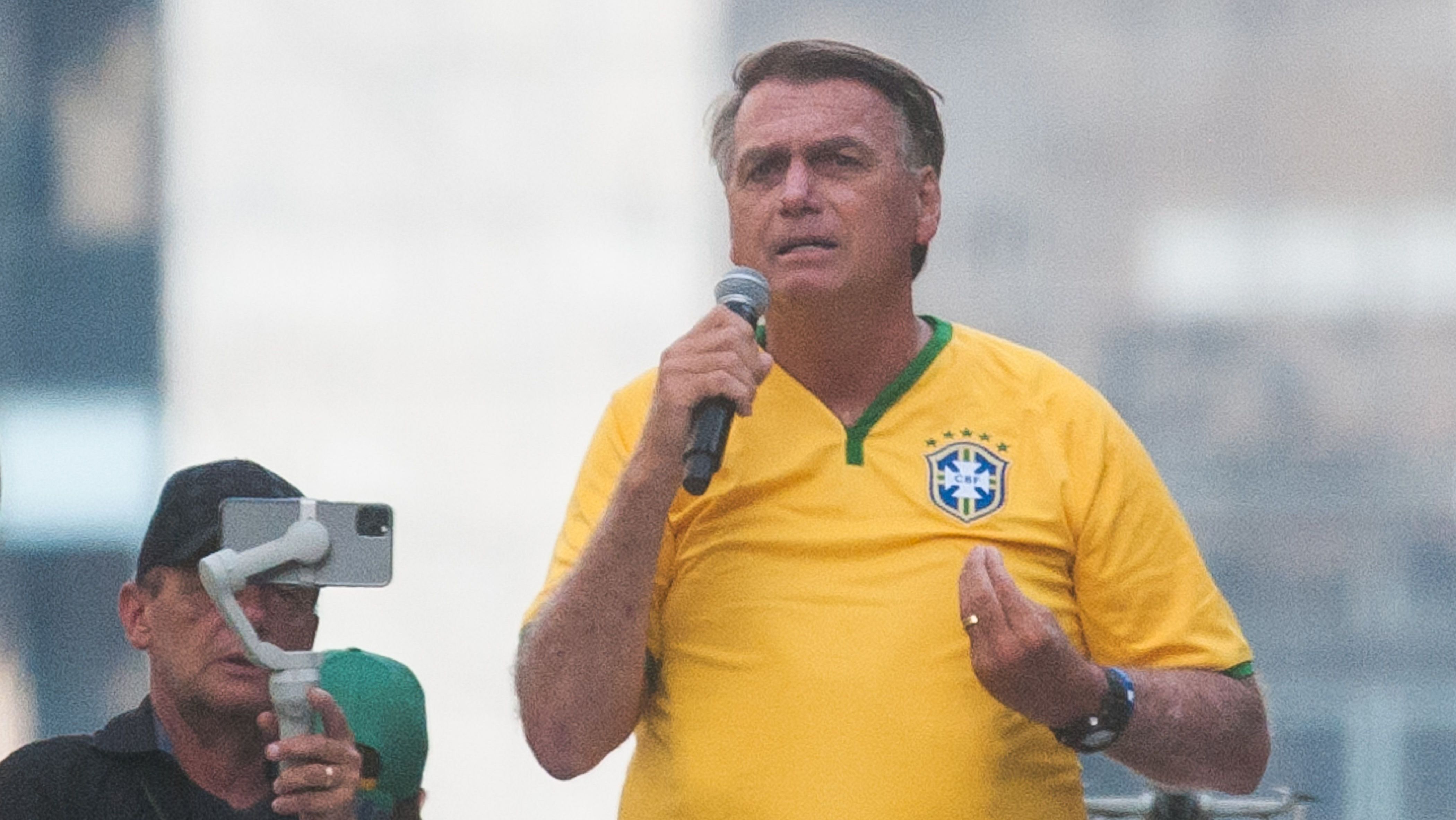 Internação de Bolsonaro provoca cancelamento de eventos pré-eleitorais de aliados em Minas