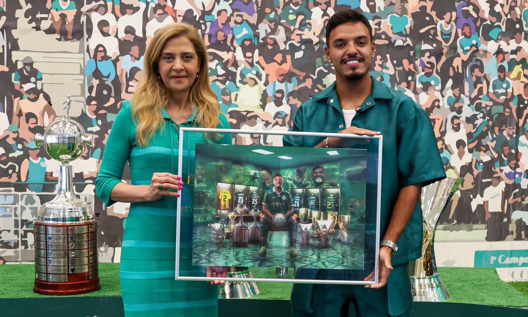 Reforço do Atlético, Gabriel Menino é homenageado pelo Palmeiras e faz promessa