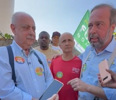 Ao lado de ministro de Lula, Fuad visita aglomerado da Serra e promete valorizar ações em comunidades