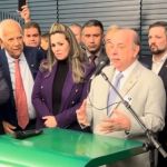 Em Brasília, prefeito de BH critica reforma tributária: 'pires na mão'