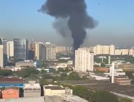 'Alguma tragédia aconteceu': testemunha relata desespero após queda de avião em SP