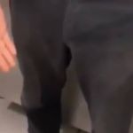 Funcionário do Burger King faz xixi na roupa no posto de trabalho: 'se eu sair levo advertência' 