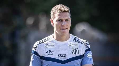 Furch deu primeiras palavras como jogador do Santos