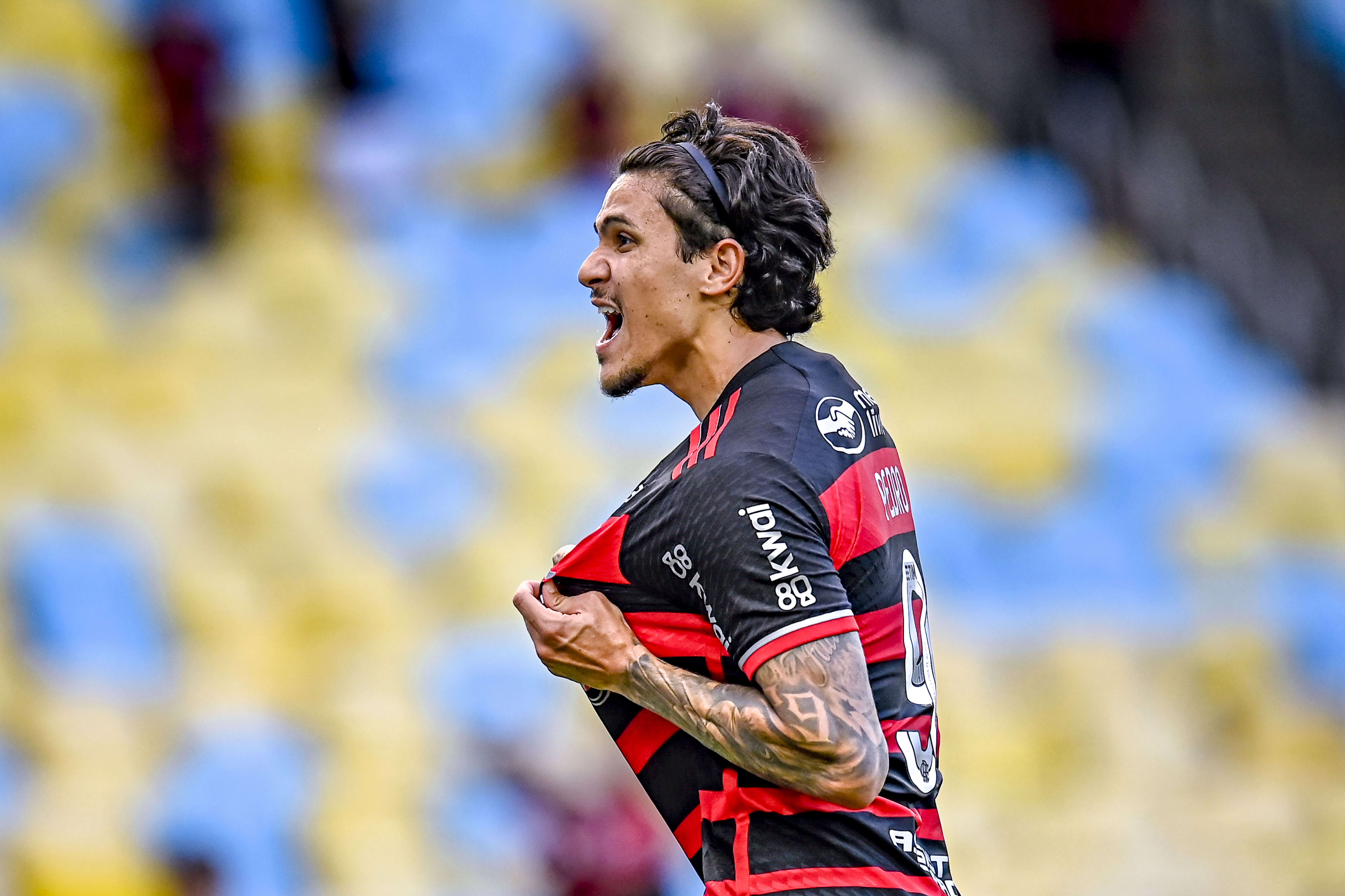 Pedro celebra gol 13 mil do Flamengo, batizado de 'Gol Zagallo'
