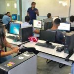 Prefeitura de BH oferece curso de programação para moradores de vilas e favelas