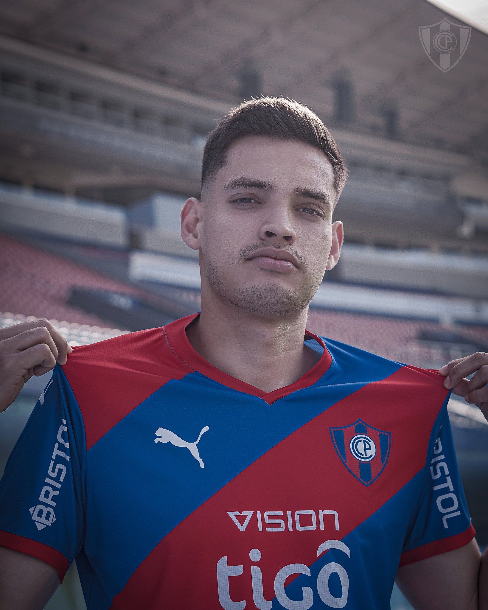 São Paulo anuncia contratação de Damián Bobadilla, ex-Cerro Porteño