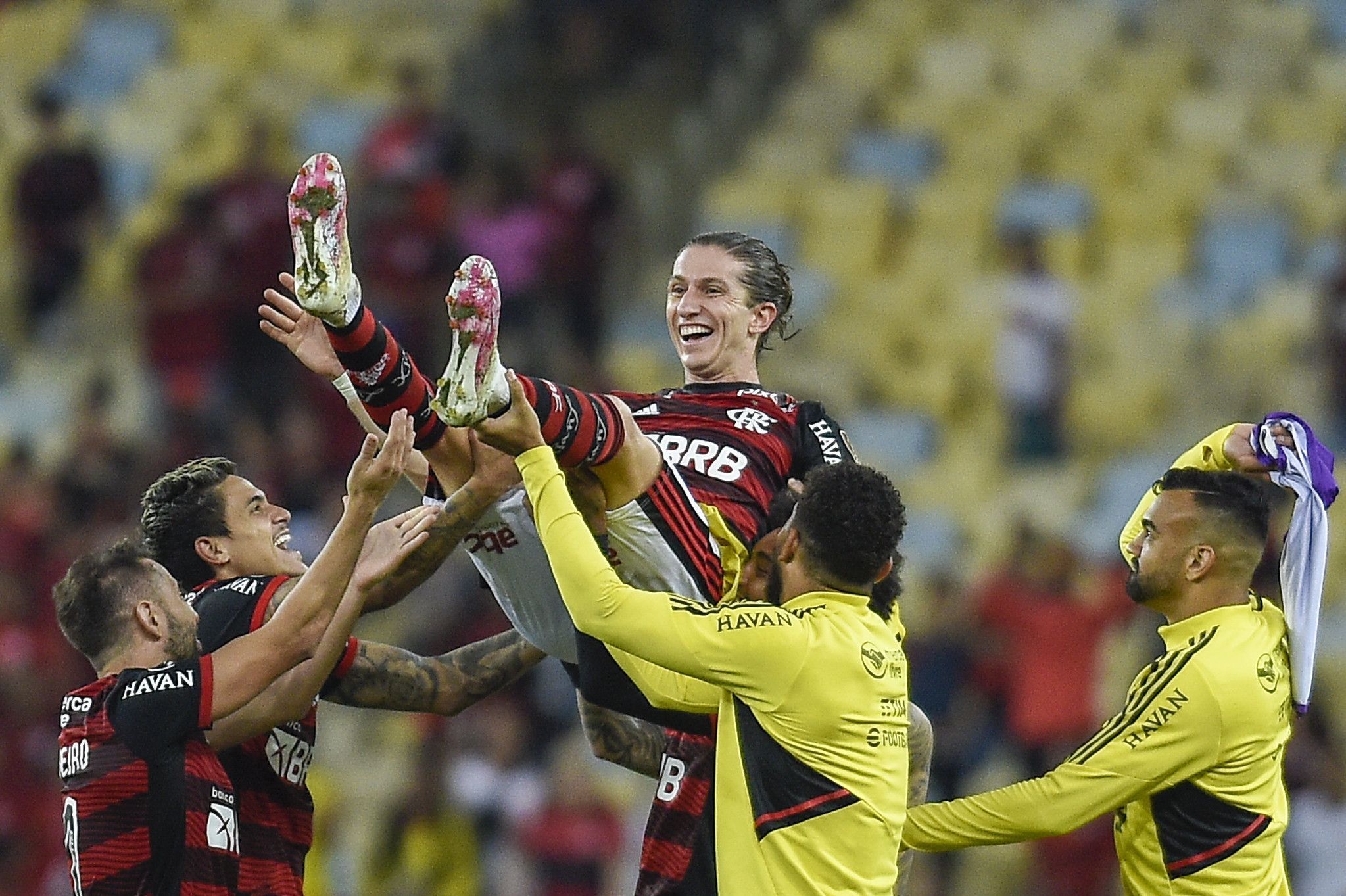 Flamengo: Filipe Luís revela bastidores de episódio em que Pedro levou soco na cara