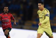 Cristiano Ronaldo marca, Al-Nassr goleia e segue 'caça ao líder' no 'Sauditão'
