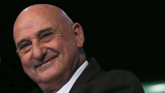 G. Dias pediu retirada do próprio nome de relatório da Abin para o Congresso, mostram mensagens.