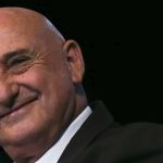 G. Dias pediu retirada do próprio nome de relatório da Abin para o Congresso, mostram mensagens