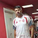 O que disse Pezzolano sobre reforços no Inter após derrota na estreia do Brasileirão
