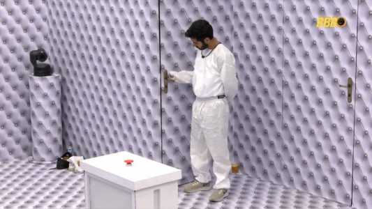 Ricardinho está no quarto branco do BBB 26