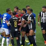 Atlético x Cruzeiro: dublador aponta o que foi dito em briga entre Hulk e Kaio Jorge