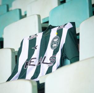 Coritiba duela no Couto Pereira contra o Operário