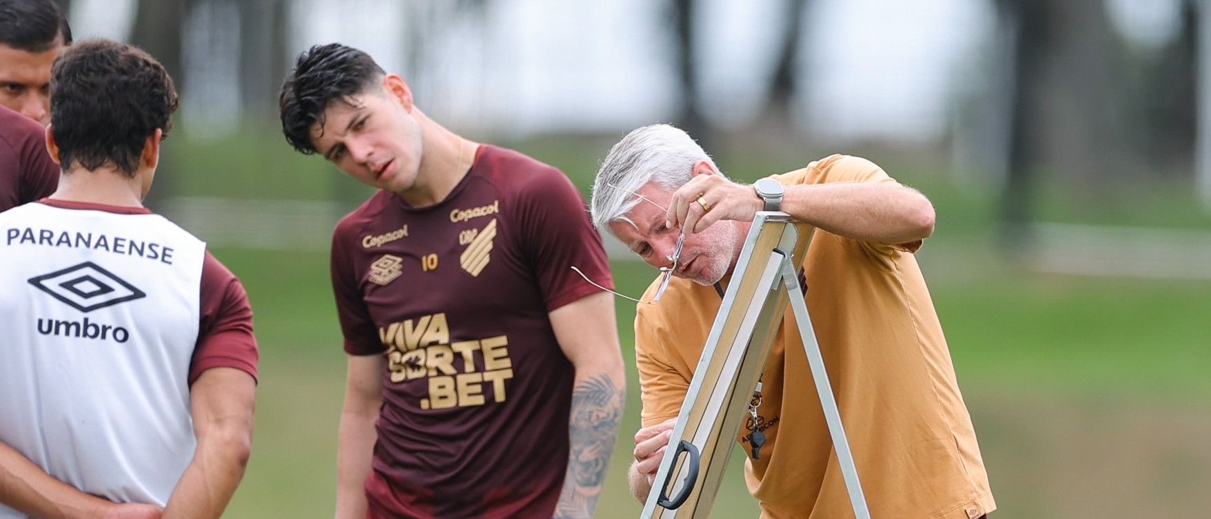 Escalação do Athletico-PR: o provável time para estreia no Brasileirão contra o Inter