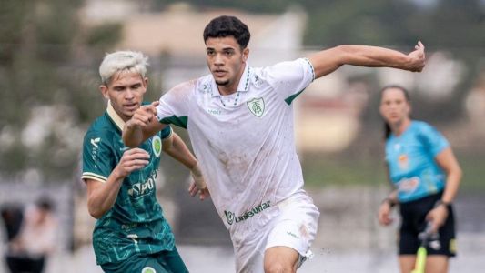 Lance da partida entre América e Atlético-PI, pela 3ª fase da Copinha 2026