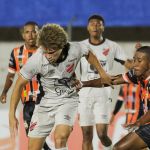 Athletico-PR bate Araçatuba-SP e avança na primeira posição de grupo da Copinha