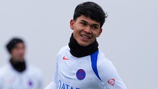 Dro Fernández, novo reforço do PSG, já fez seu primeiro treino com o elenco parisiense