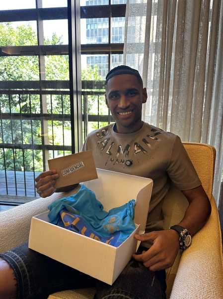 Tetê é o terceiro reforço do Grêmio para a temporada de 2026