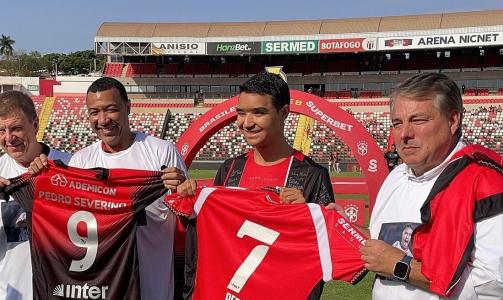 Pedro Severino foi homenageado pelo Botafogo-SP