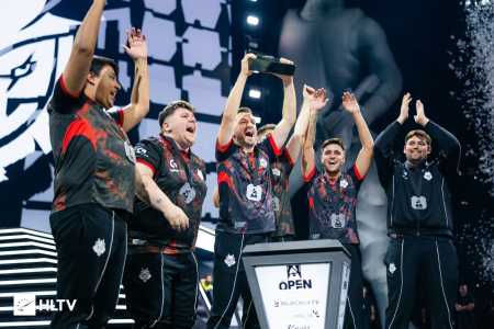 G2 levantou a taça do BLAST Open London neste domingo (7)