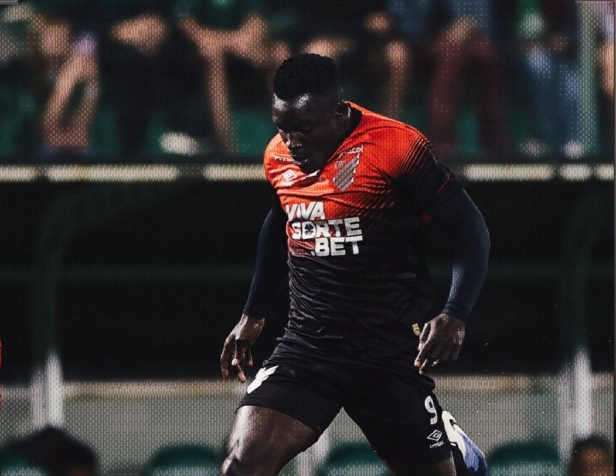 Athletico-PR perde titulares para duelo com o Vila Nova pela Série B