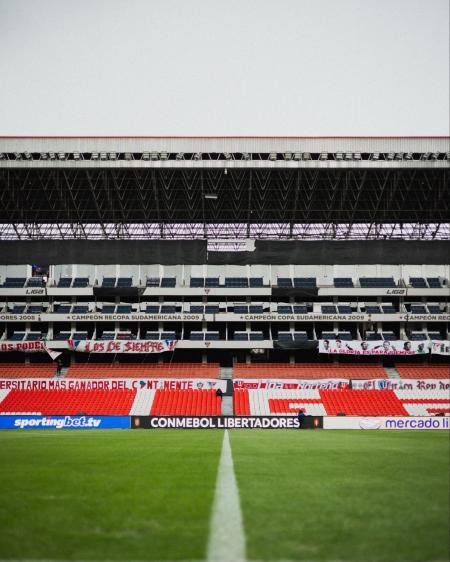 Estádio Rodrigo Paz Delgado, em Quito, será o palco do jogo entre LDU e Palmeiras