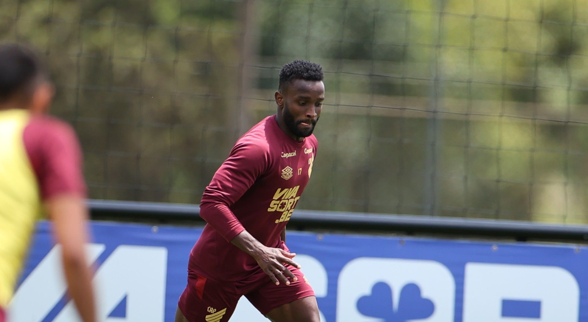 As opções no Athletico-PR para substituir Zapelli e Viveros, desfalques contra Amazonas