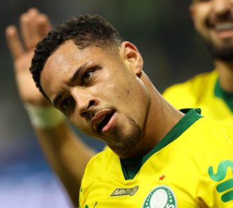 Vitor Roque está no Palmeiras desde fevereiro de 2025