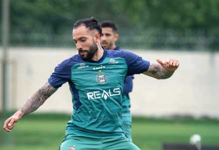 Rodrigo Rodrigues tem apenas quatro jogos pelo Coritiba