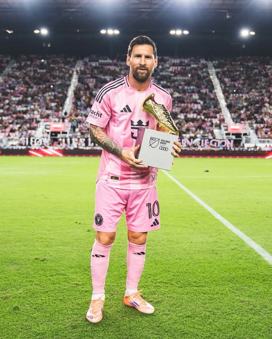 Jornal uruguaio escala ‘time da América’ com Messi e destaques de Palmeiras e Flamengo