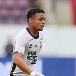 Athletico-PR confirma lesão de Léo Derik; veja se lateral poderá jogar contra América