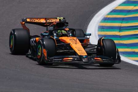 Lando Norris, da McLaren, em ação no treino livre do GP de Interlagos
