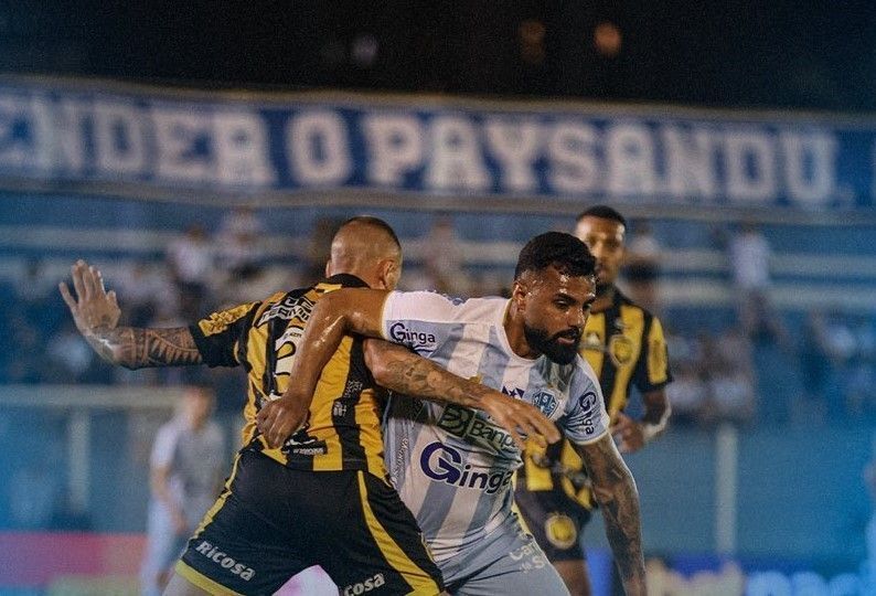 Em jogo eletrizante, Amazonas empata com Paysandu e é rebaixado na Série B