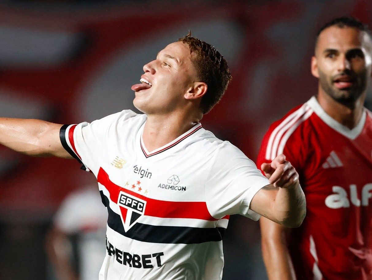 São Paulo goleia e afunda Inter na zona de rebaixamento do Campeonato Brasileiro